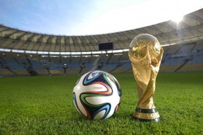 开云体育登录-苏格兰强势晋级贝蒂斯，孔德在德甲争冠战接管比赛，足球世界里的小国与巨人辩证法