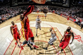 开云体育APP下载-西甲国家德比与CBA跨时空对话，当勇士带走吉林，足球篮球的胜利哲学在此交汇