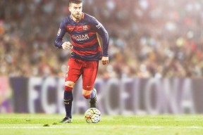 开云体育下载-德甲争冠战之夜，莱奥关键回合不手软，一球定江山