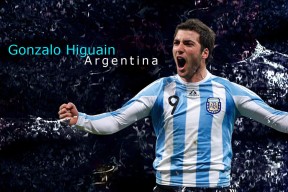 开云体育中国-德里赫特，当橙色城墙矗立在蔚蓝海岸