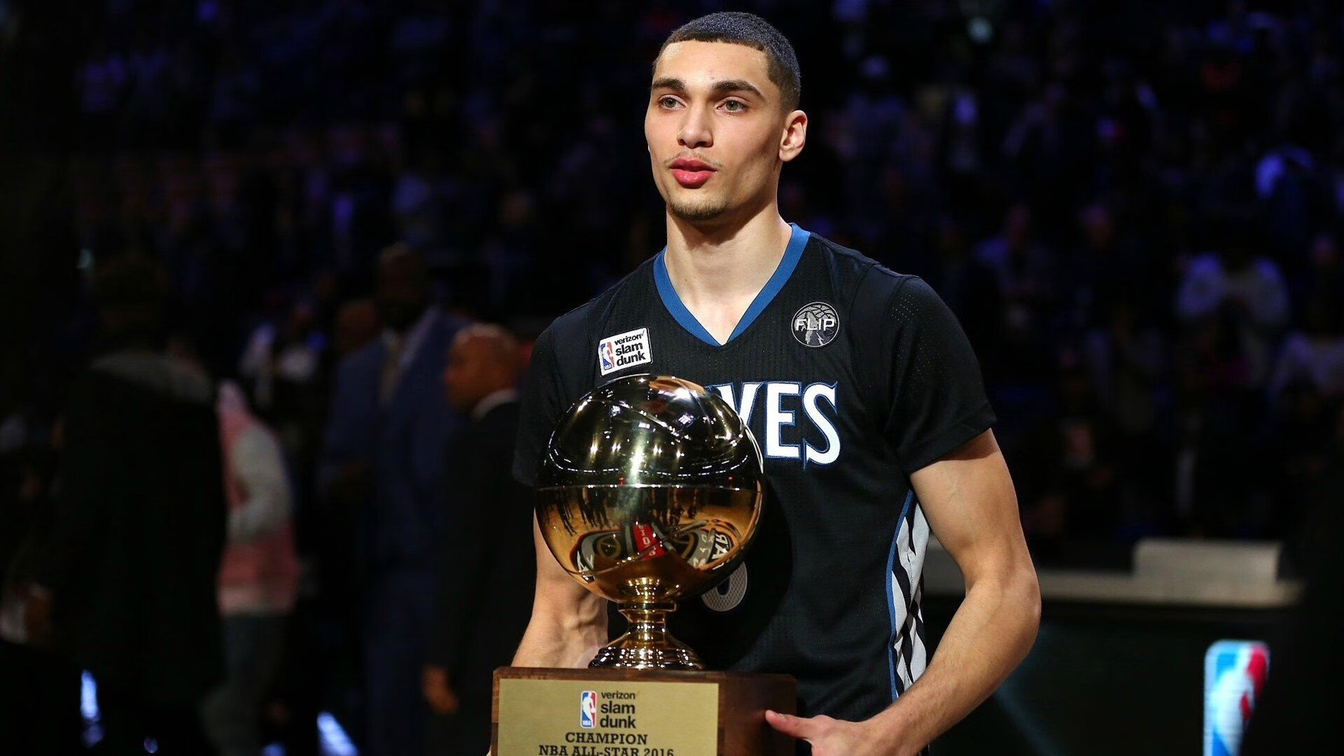 莫兰特统治全场,新疆队单节拉开尼克斯,当两种狂野在篮球宇宙相撞