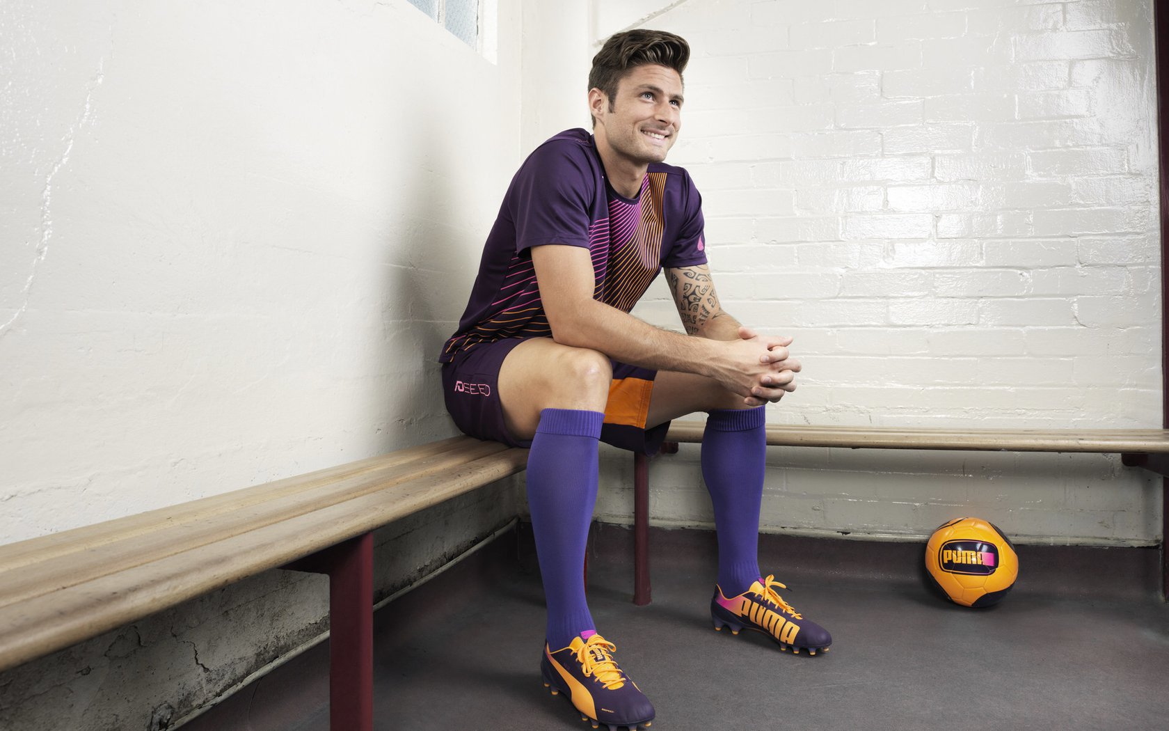 霍勒迪的舞台魔法，当广厦掀翻魔术，他让世界看见东方力量