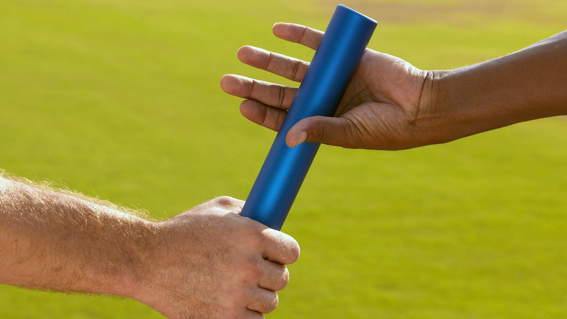 巴斯托尼,瑞士冰川下的稳定火山,熔断阿尔及利亚的非洲狂想